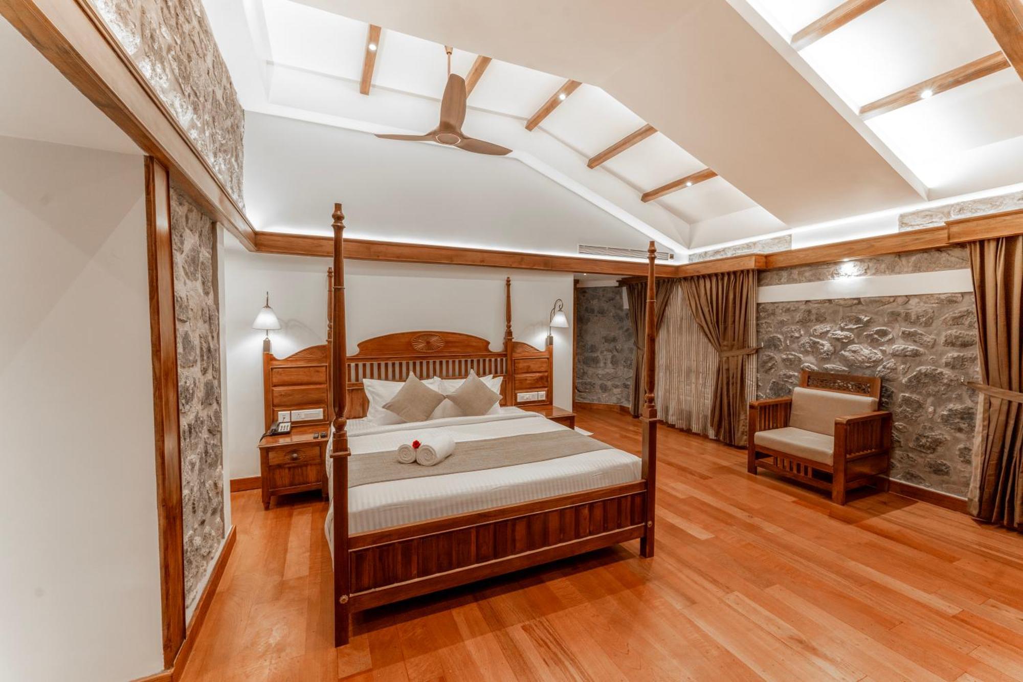 Le Montfort Resort Munnar Exterior photo